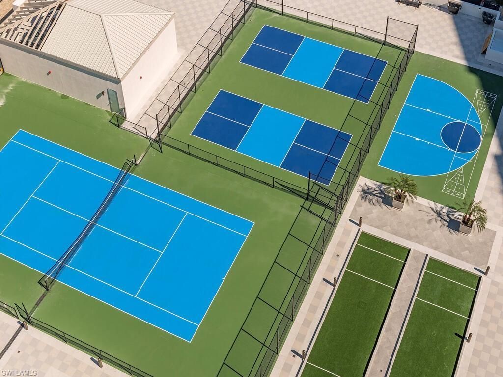 4051 Gulf Shore Blvd N, Unit 805, Naples, FL 34103 Photo