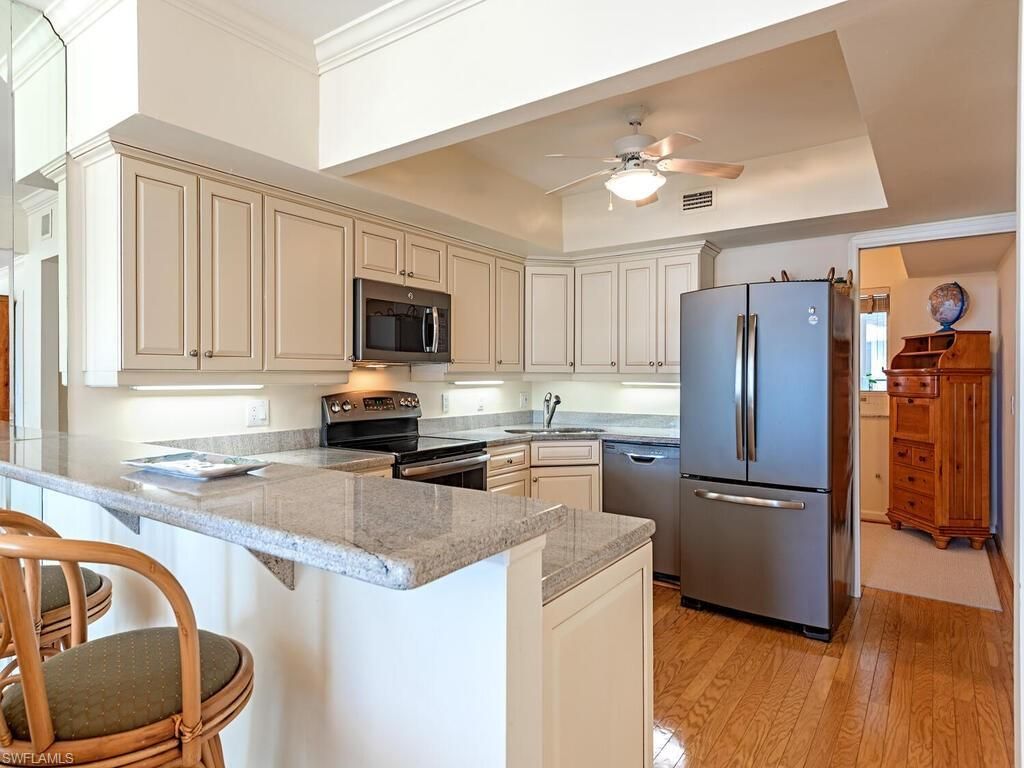 4051 Gulf Shore Blvd N, Unit 805, Naples, FL 34103 Photo