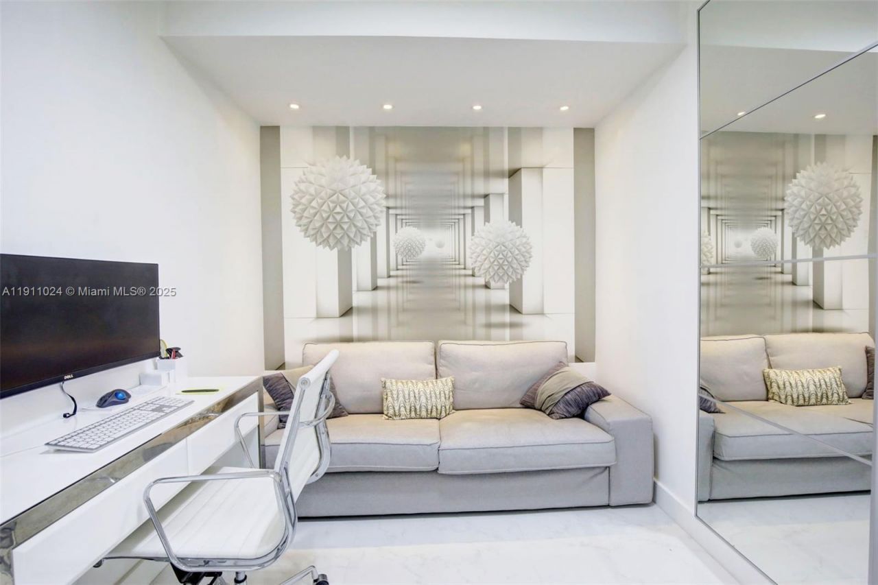 20335 W Country Club Dr, Unit PH4, Aventura, FL 33180 Photo