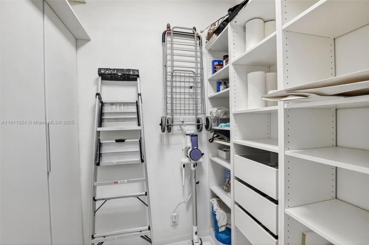 20335 W Country Club Dr, Unit PH4, Aventura, FL 33180 Photo