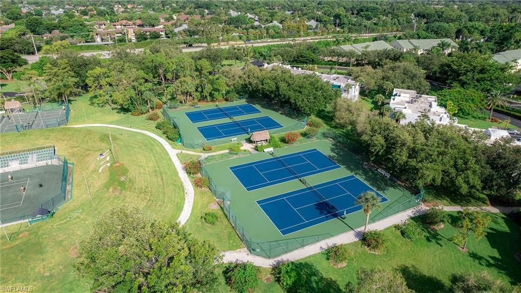 3320 Olympic Dr, Unit 126, Naples, FL 34105 Photo