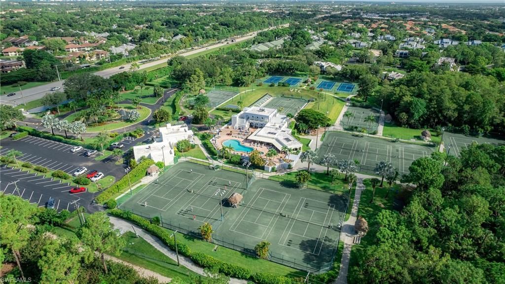 3320 Olympic Dr, Unit 126, Naples, FL 34105 Photo