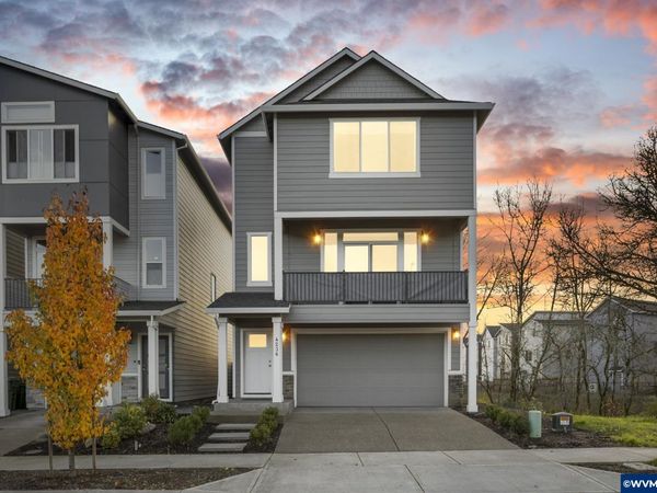 4236 E Willakenzie St, Newberg, OR 97132