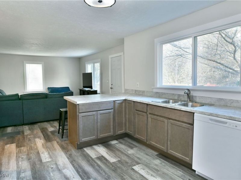 247 Township Road 306, Hammondsville, OH 43930 Photo 14