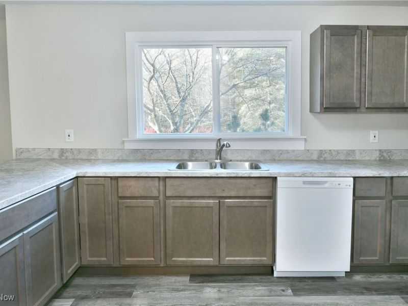 247 Township Road 306, Hammondsville, OH 43930 Photo 17