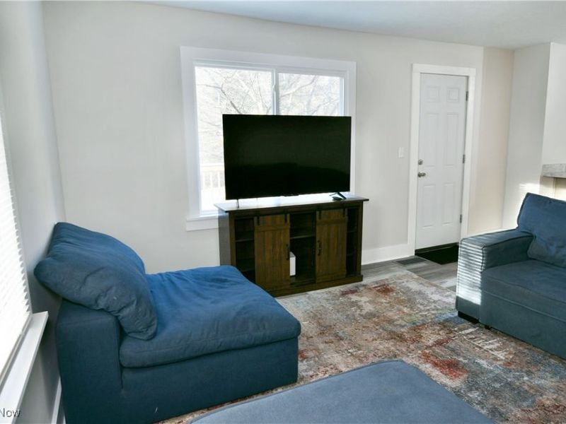 247 Township Road 306, Hammondsville, OH 43930 Photo 8