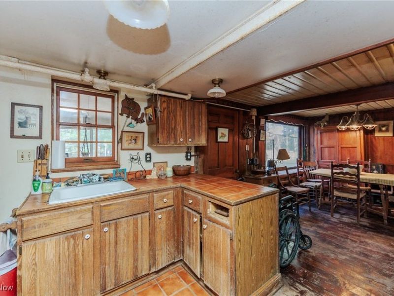 24105 Chardon Road, Euclid, OH 44143 Photo 15