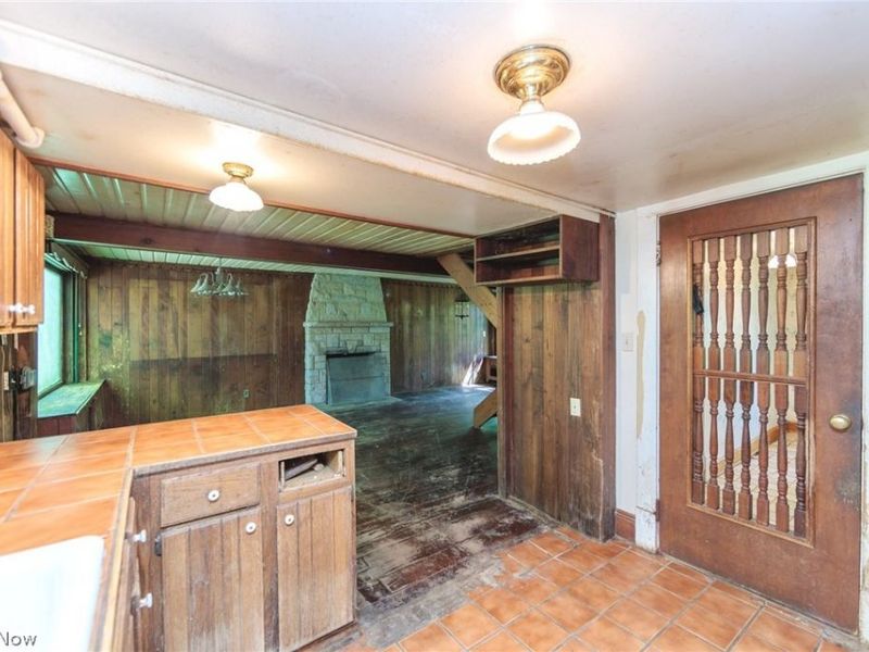 24105 Chardon Road, Euclid, OH 44143 Photo 17
