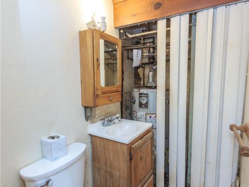 24105 Chardon Road, Euclid, OH 44143 Photo 18