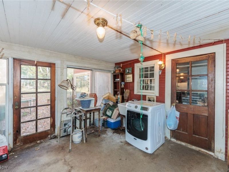 24105 Chardon Road, Euclid, OH 44143 Photo 34