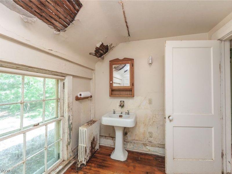 24105 Chardon Road, Euclid, OH 44143 Photo 34