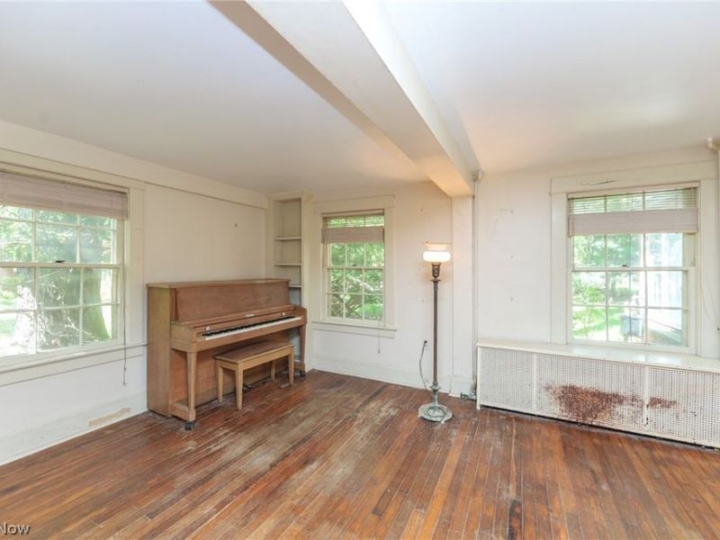 24105 Chardon Road, Euclid, OH 44143 Photo 4