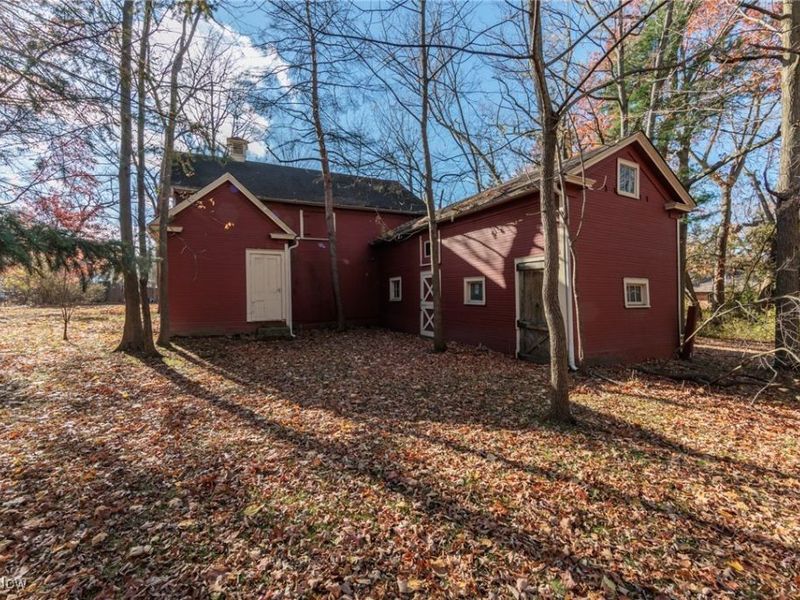 24105 Chardon Road, Euclid, OH 44143 Photo 46