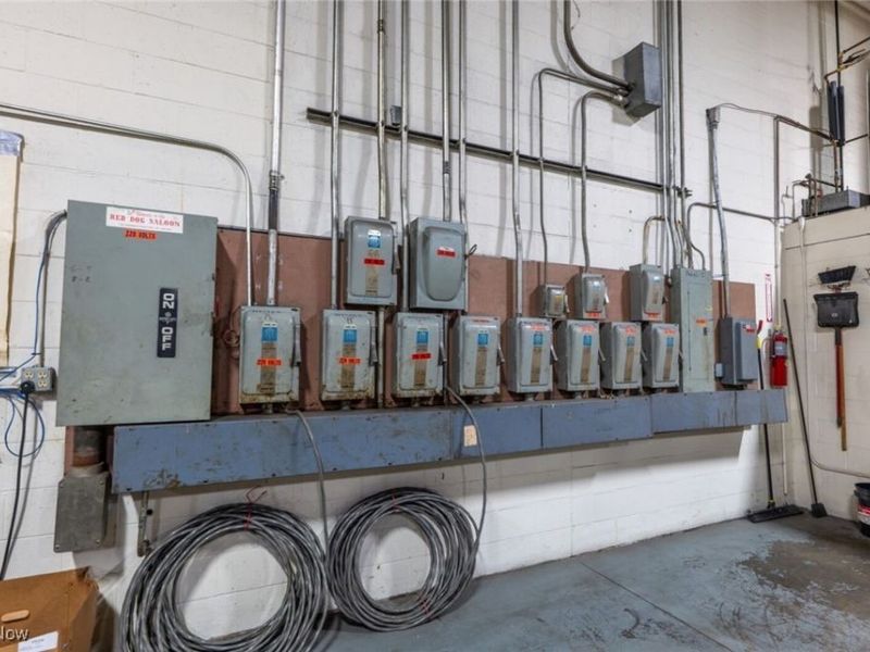 5539 Gundy Drive, Midvale, OH 44621 Photo 29