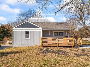 3826 S Crysler Avenue, Independence, MO 64055