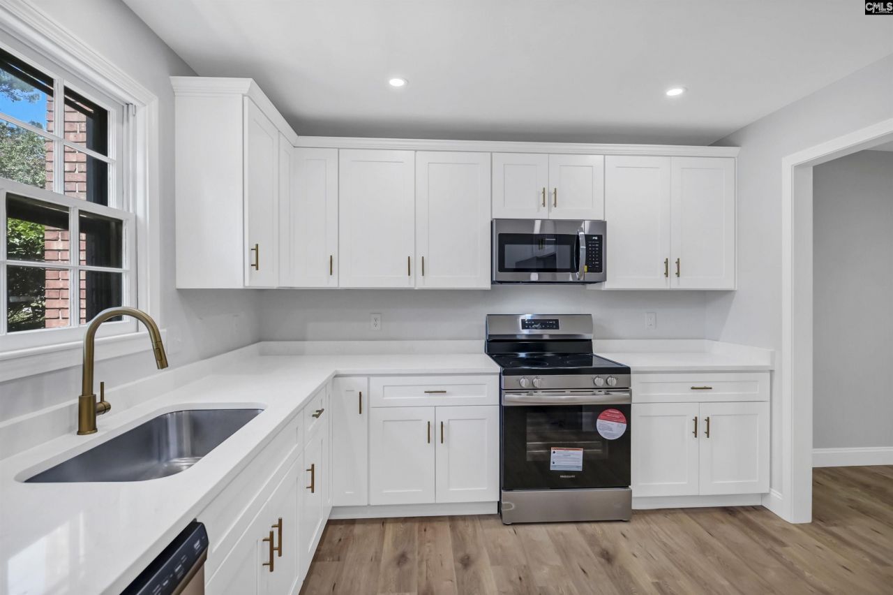 141 Jefferson Place Photo 11