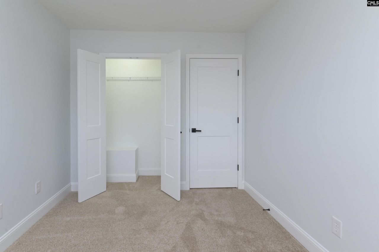 141 Jefferson Place Photo 23