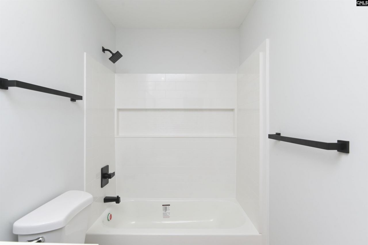 141 Jefferson Place Photo 26