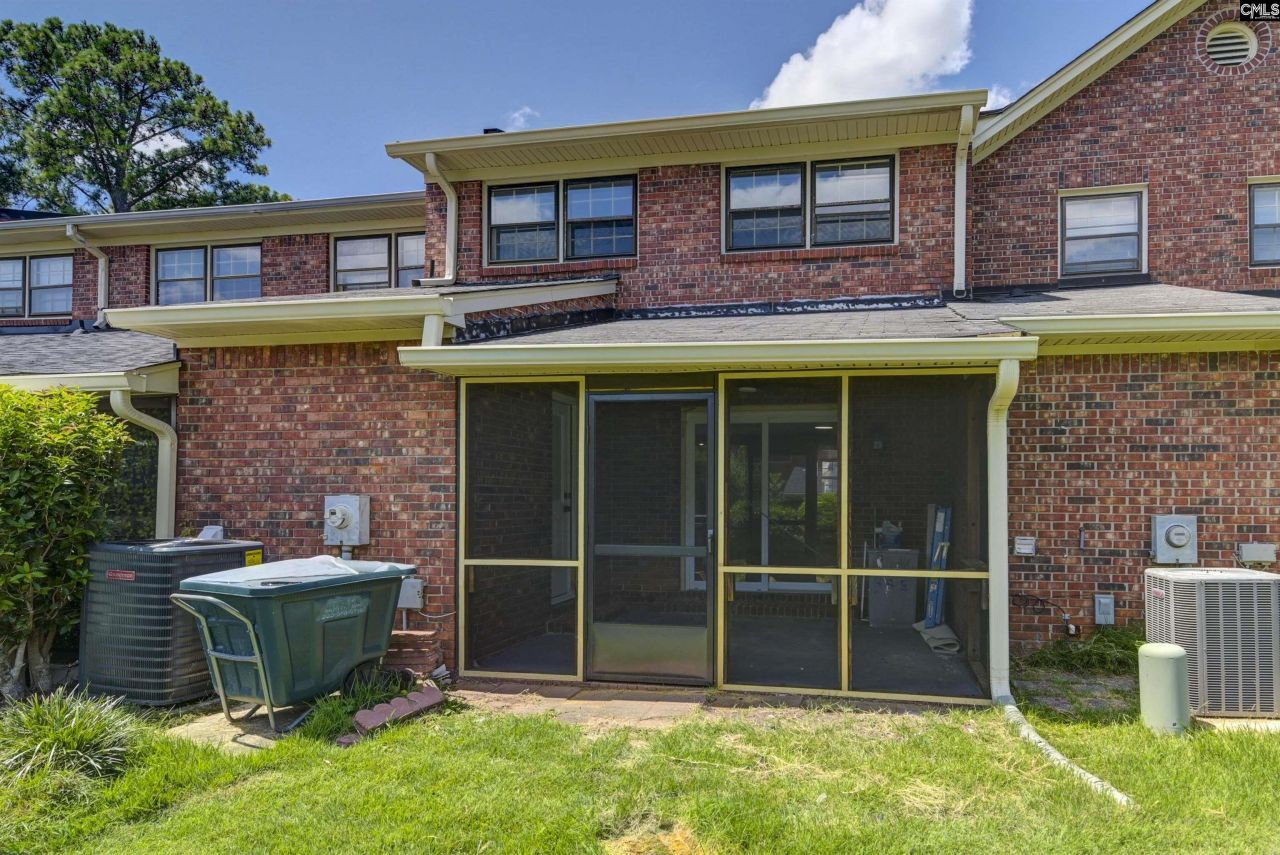 141 Jefferson Place Photo 31