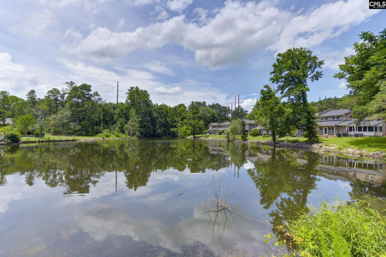 141 Jefferson Place Photo 32