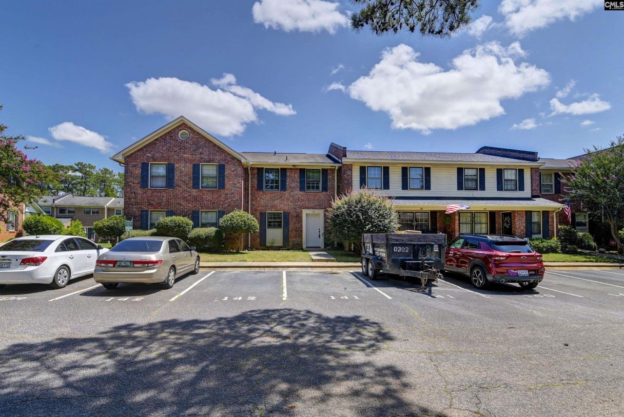 141 Jefferson Place Photo 4