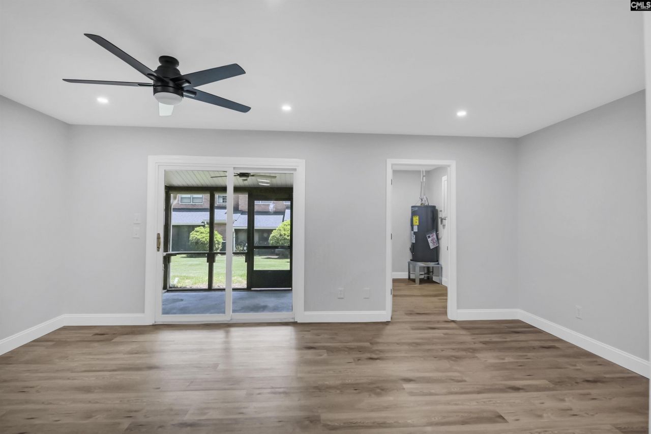 141 Jefferson Place Photo 8