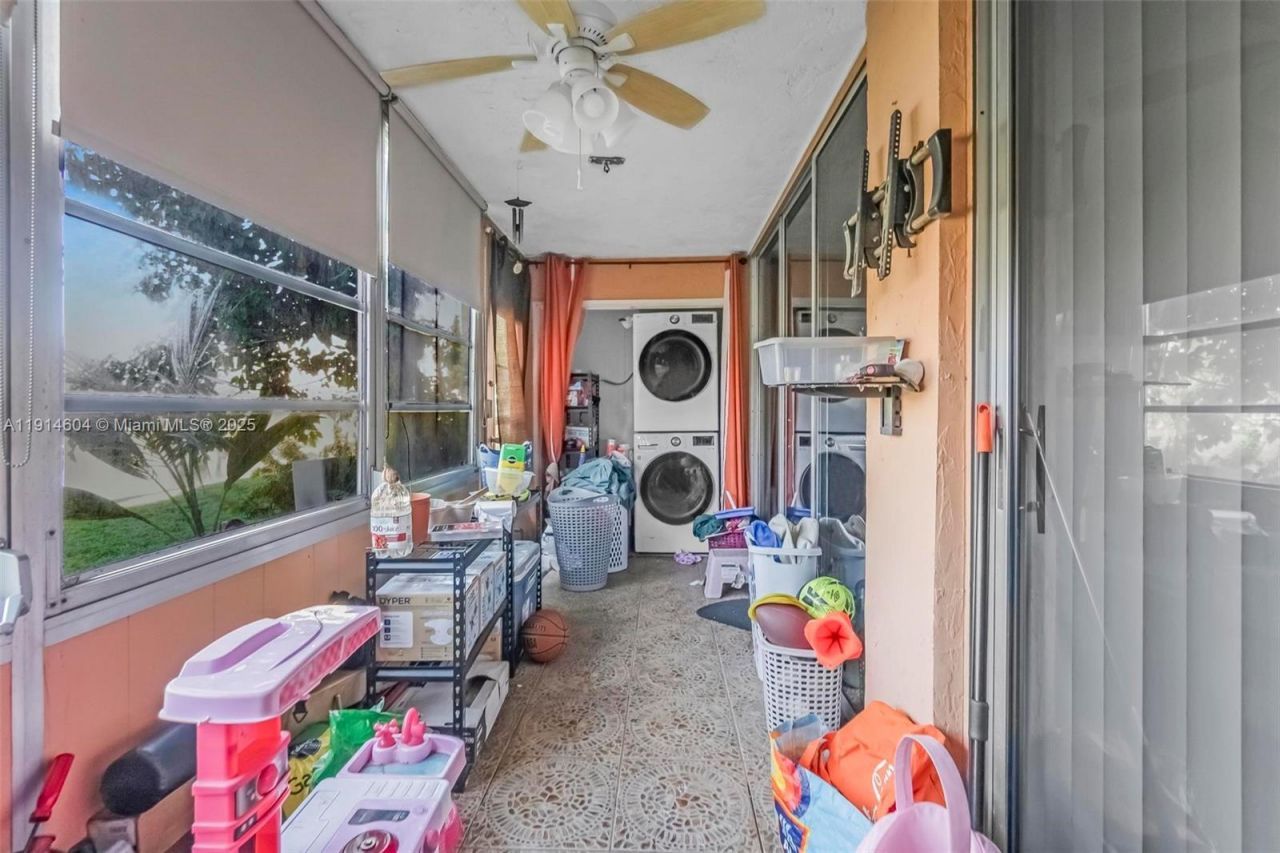 3141 NW 47th Ter, Unit 118, Lauderdale Lakes, FL 33319 Photo