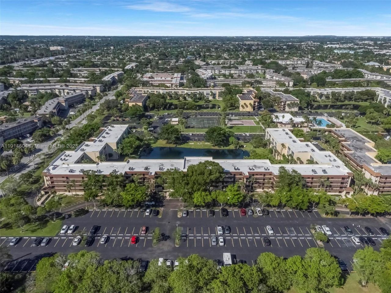 3141 NW 47th Ter, Unit 118, Lauderdale Lakes, FL 33319 Photo