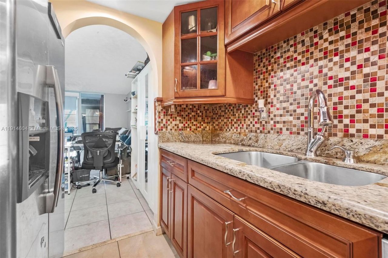 3141 NW 47th Ter, Unit 118, Lauderdale Lakes, FL 33319 Photo