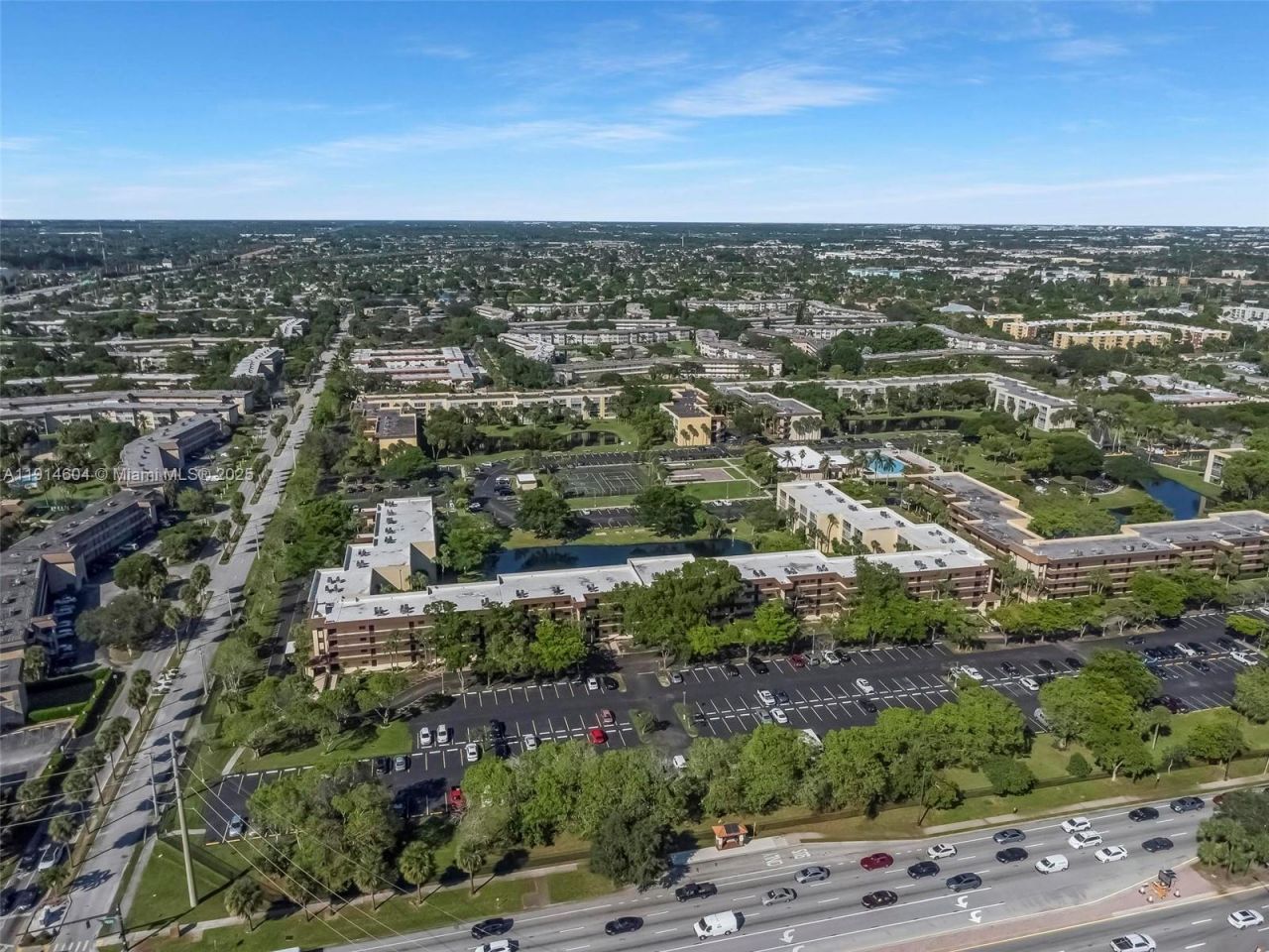 3141 NW 47th Ter, Unit 118, Lauderdale Lakes, FL 33319 Photo