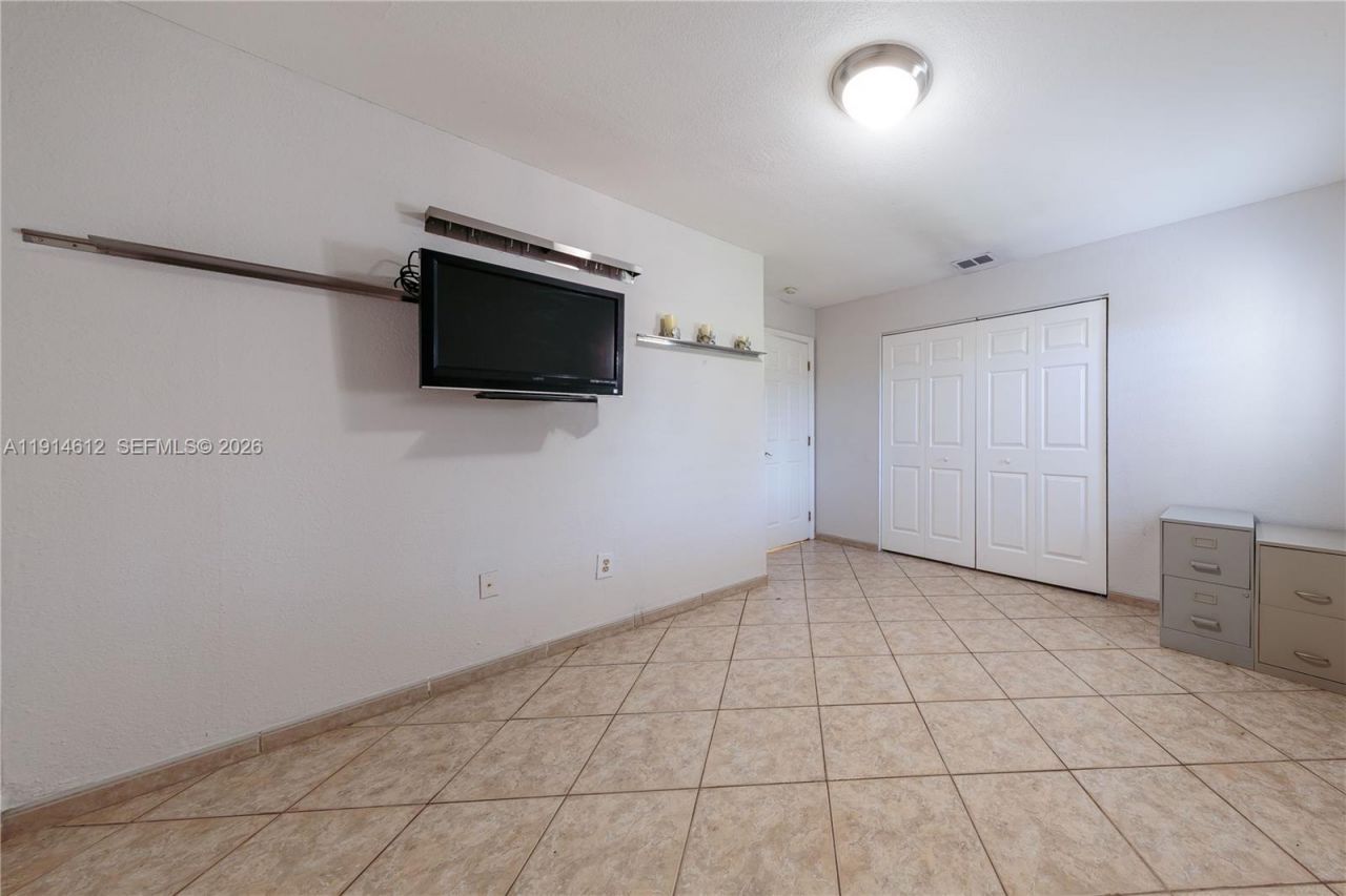 15235 SW 152nd Ct, Miami, FL 33187 Photo