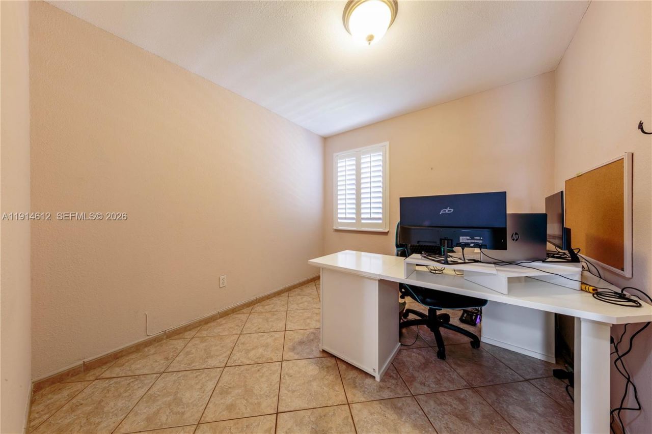 15235 SW 152nd Ct, Miami, FL 33187 Photo