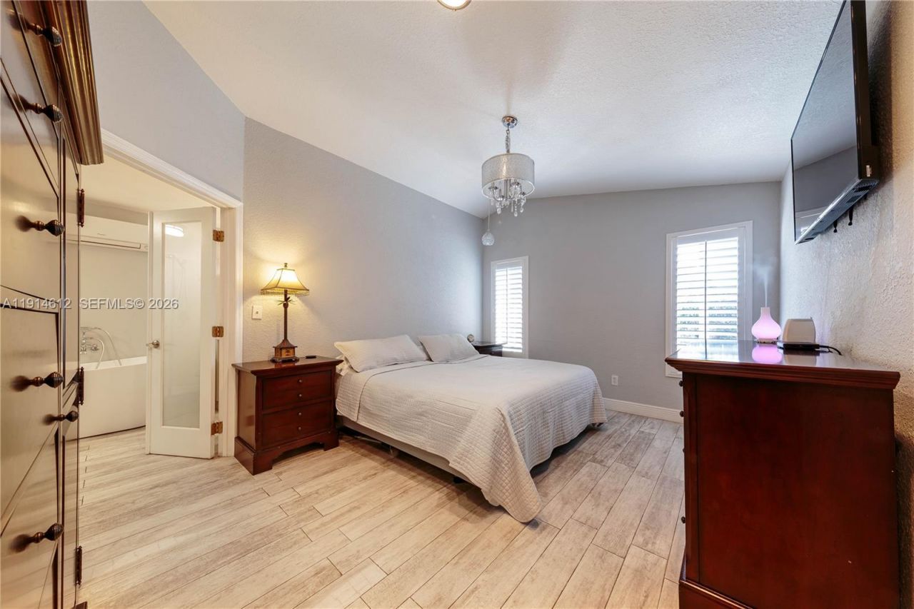 15235 SW 152nd Ct, Miami, FL 33187 Photo