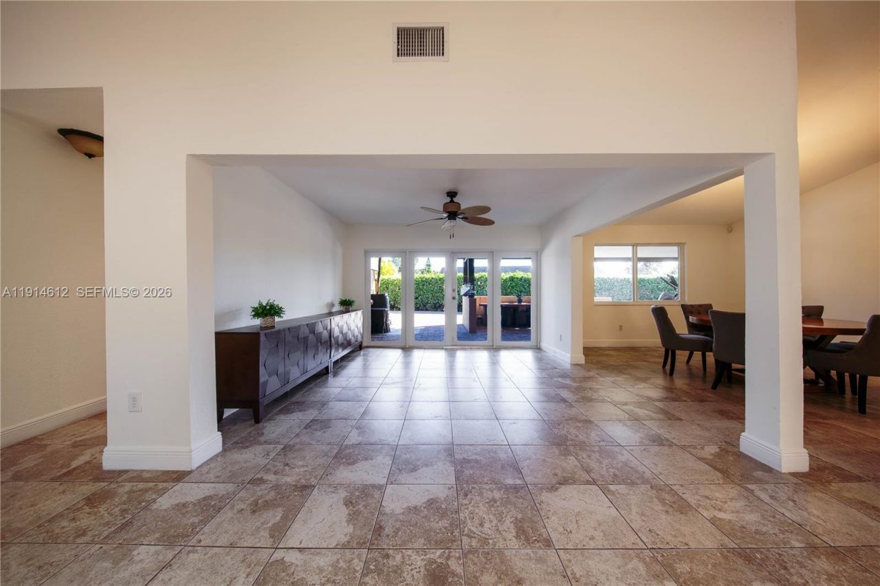 15235 SW 152nd Ct, Miami, FL 33187 Photo