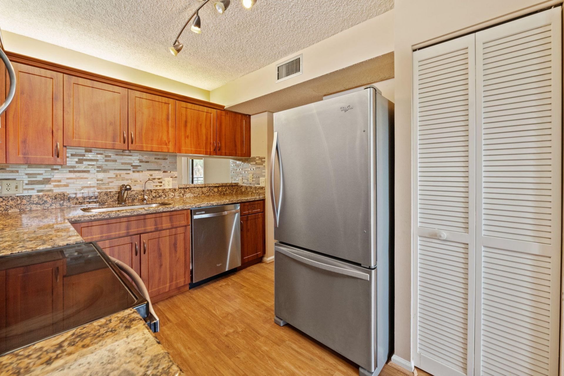10092 Cedar Point Boulevard, Unit 205, Boynton Beach, FL 33437 Photo