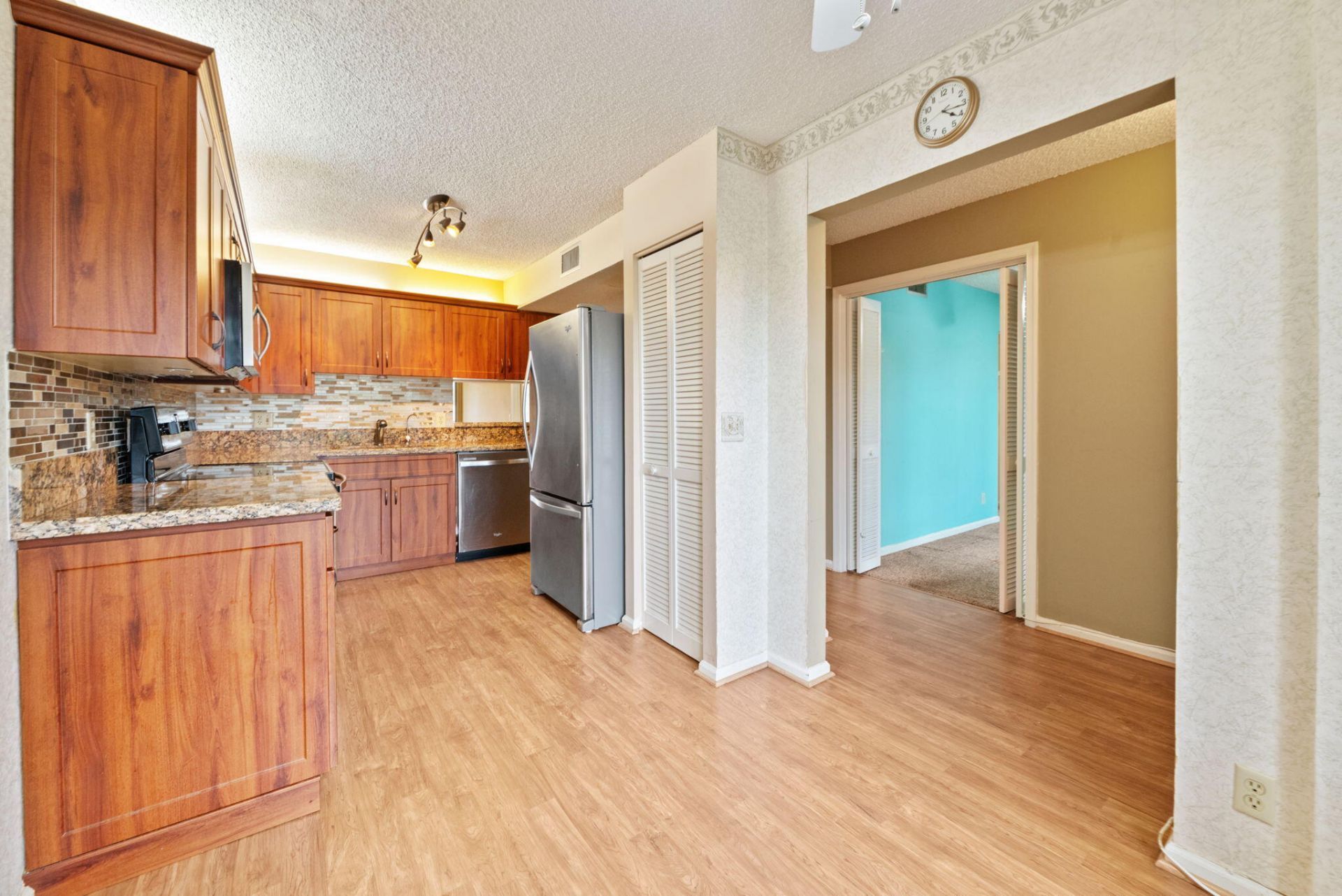 10092 Cedar Point Boulevard, Unit 205, Boynton Beach, FL 33437 Photo