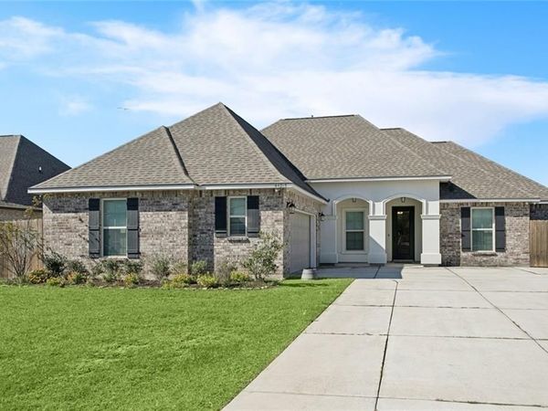 44219 KENDALWOOD Drive, Hammond, LA 70403