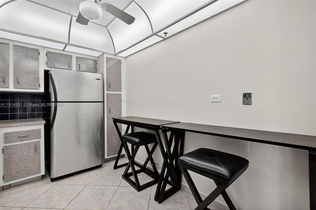 20355 NE 34th Ct, Unit 321, Aventura, FL 33180 Photo