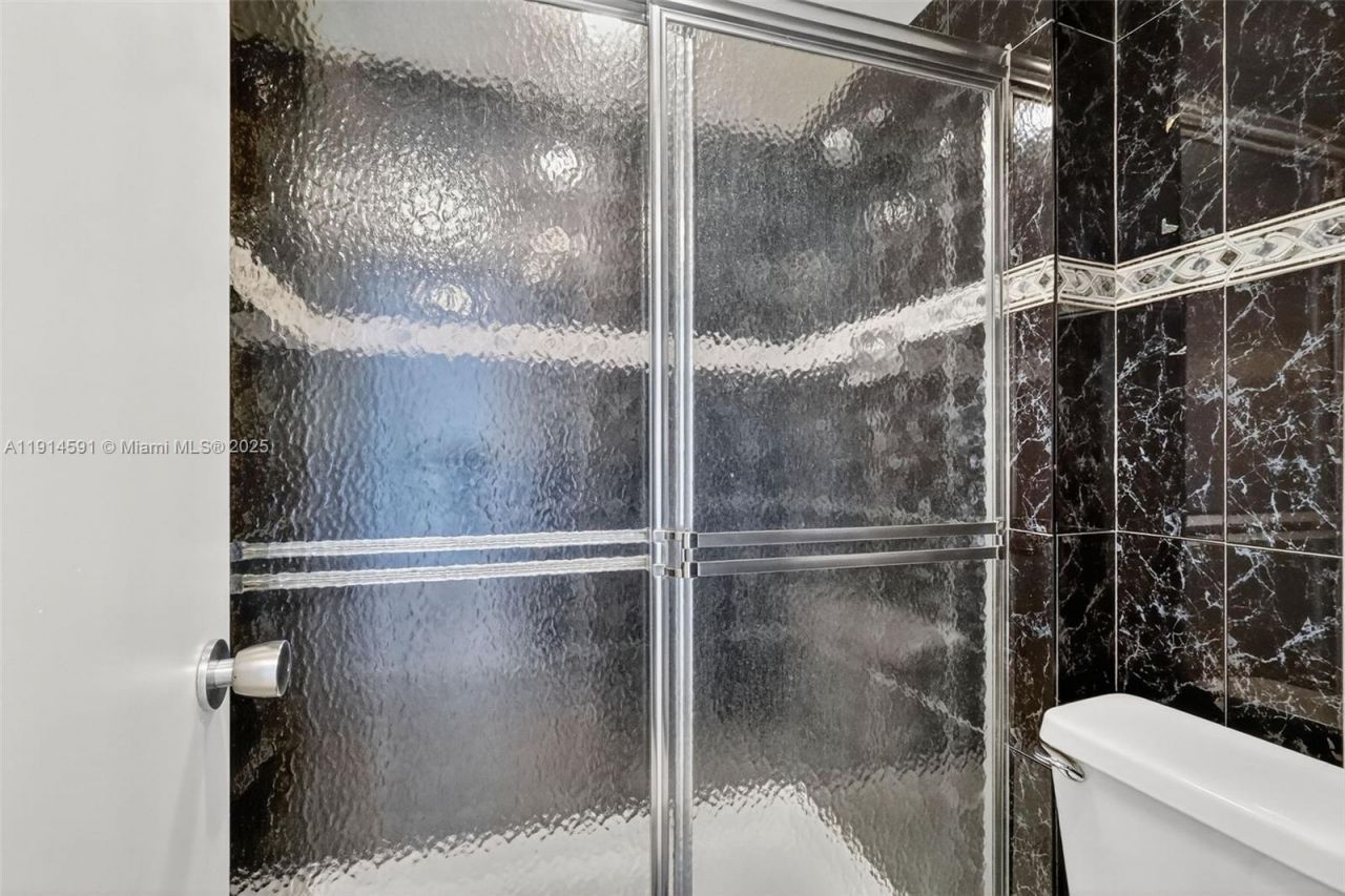 20355 NE 34th Ct, Unit 321, Aventura, FL 33180 Photo