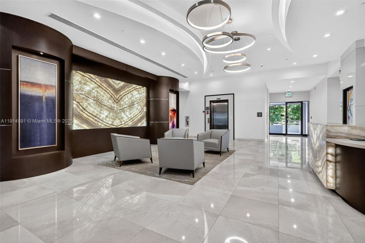 20355 NE 34th Ct, Unit 321, Aventura, FL 33180 Photo