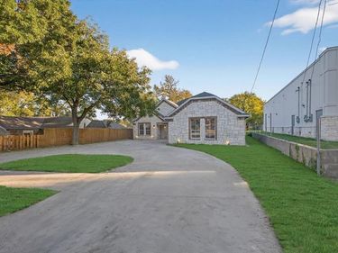 3532 W Jefferson Boulevard, Dallas, TX 75211