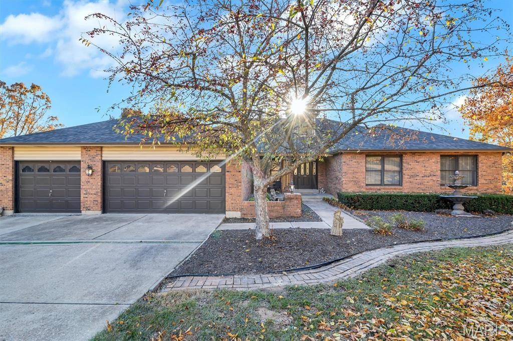 2075 Meaghan Lane, Pacific, MO 63069 Main Photo