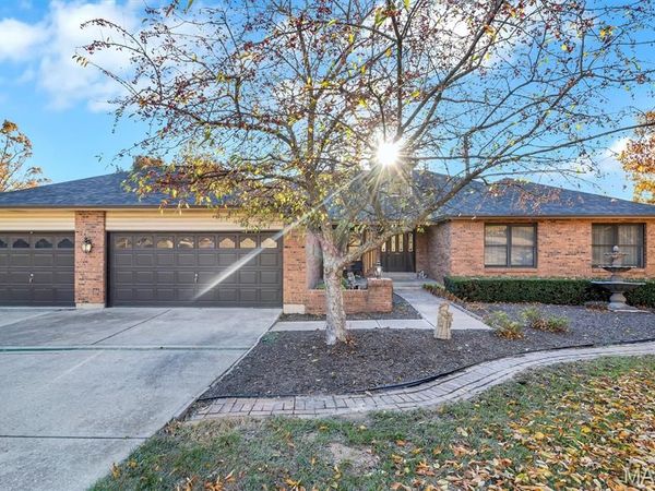 2075 Meaghan Lane, Pacific, MO 63069