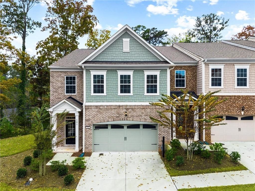 101 Holden Way, Woodstock, GA 30189 Main Photo