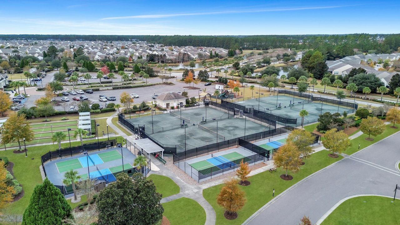 111 Harbor Point Court Photo 26