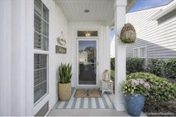 111 Harbor Point Court photo 4