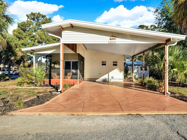 9375 GRIZZLY BEAR LANE, WEEKI WACHEE, FL 34613