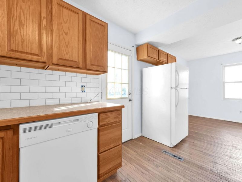 3246 Latonia Road, Columbus, OH 43232 Photo 13