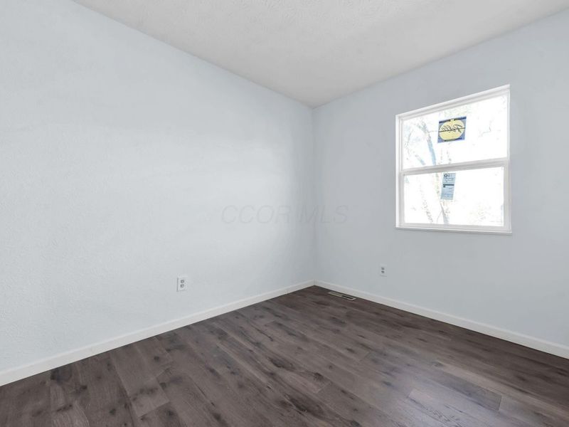 3246 Latonia Road, Columbus, OH 43232 Photo 17