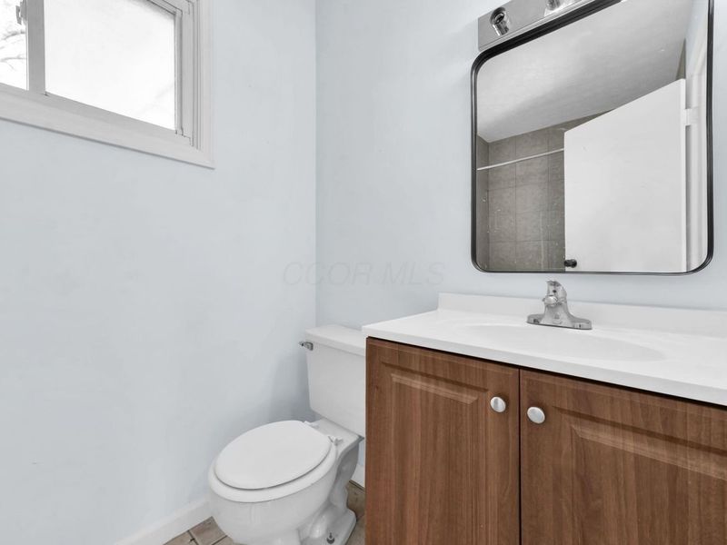 3246 Latonia Road, Columbus, OH 43232 Photo 19